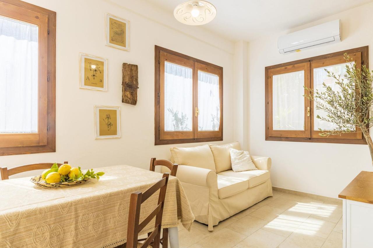Ferienwohnung Casa Amelia Sul Mare Santa Maria Navarrese Exterior foto